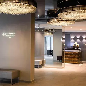 Pullman Hotell